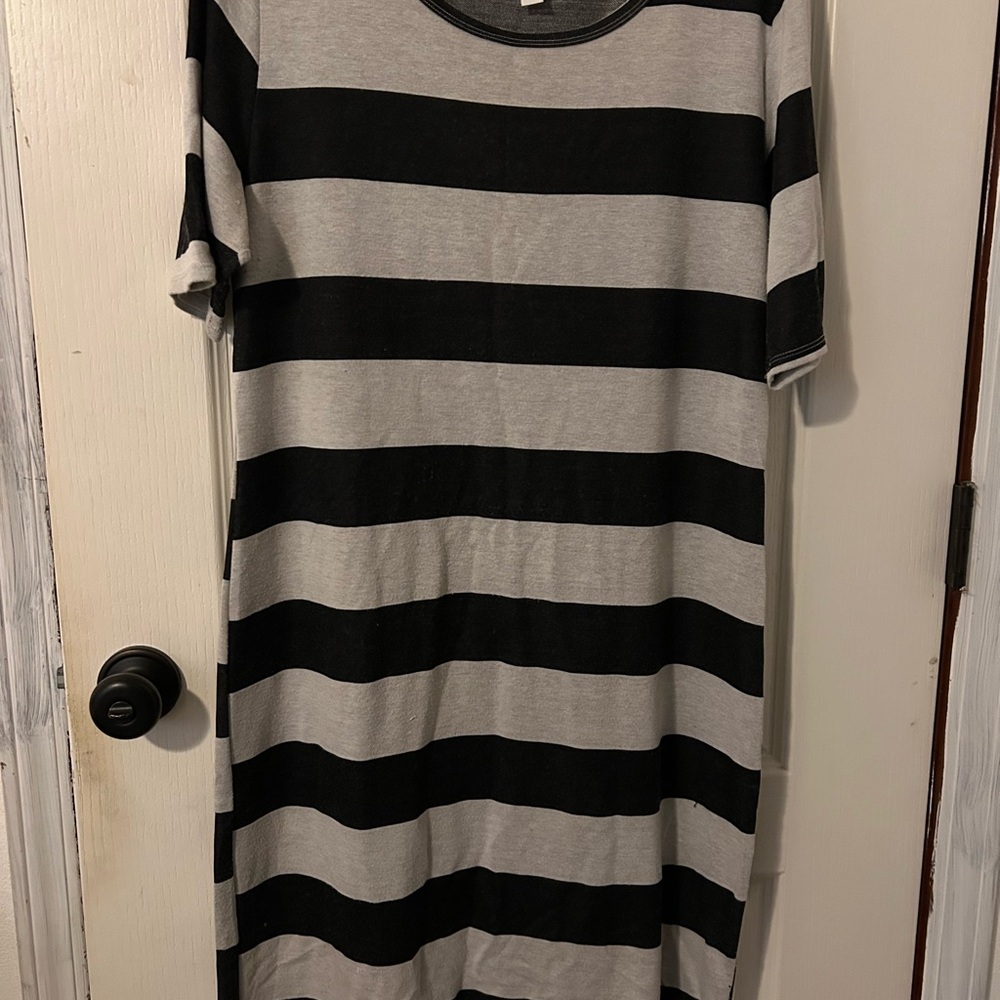 Women’s dress